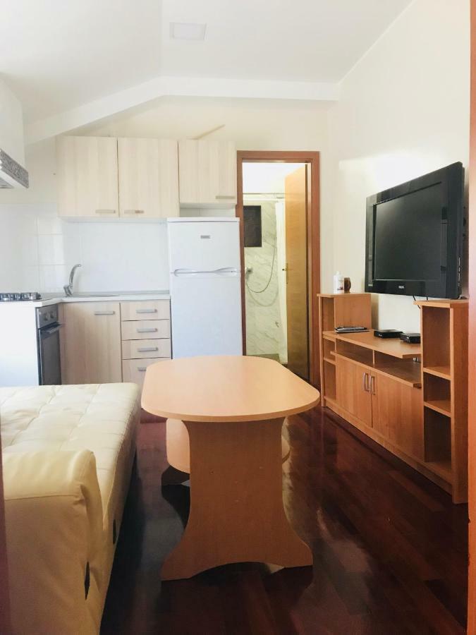 Apartments Vidovic Cezarji 外观 照片